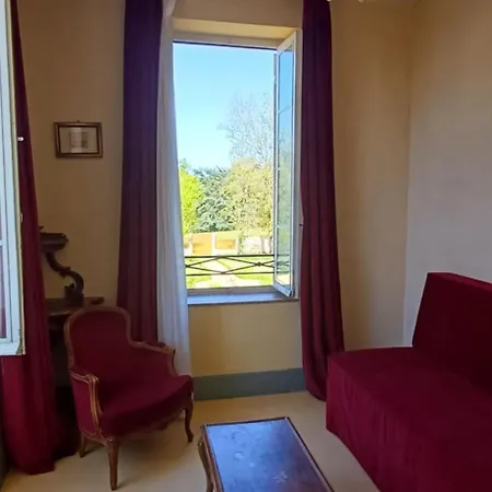 Le Manoir Jean Отель