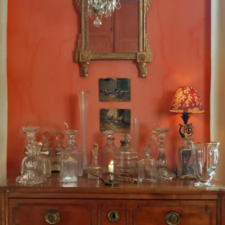 Отель Le Manoir Jean