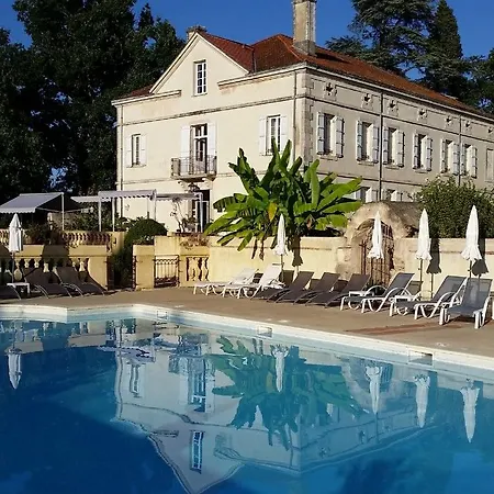 Le Manoir Jean Отель 3*